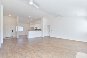 66029 Avenida Barona